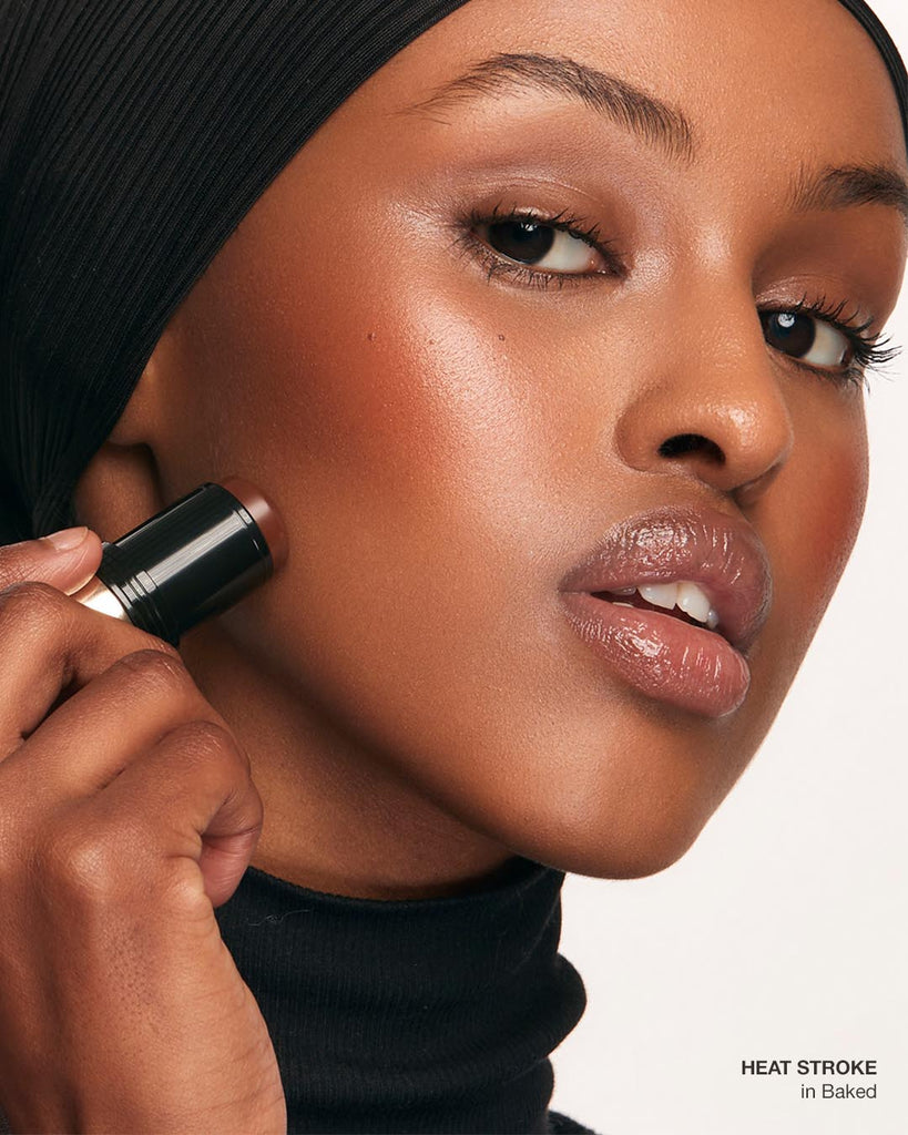 The Dimensional Cheek Bundle in Hypernude