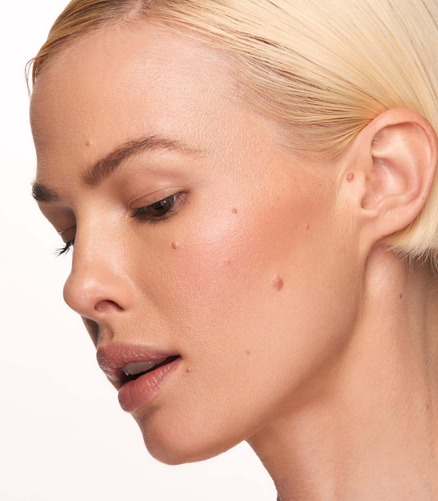 Diffusion Dew Skin Tint in Ginger 04